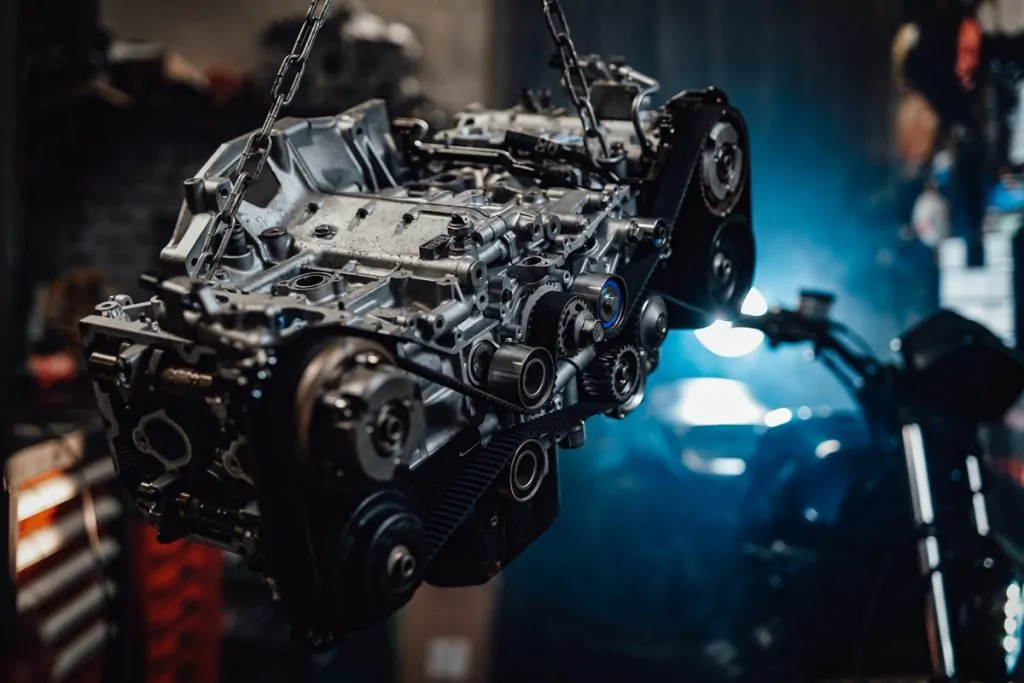 Replacement Car Engine Labor Costs 2025